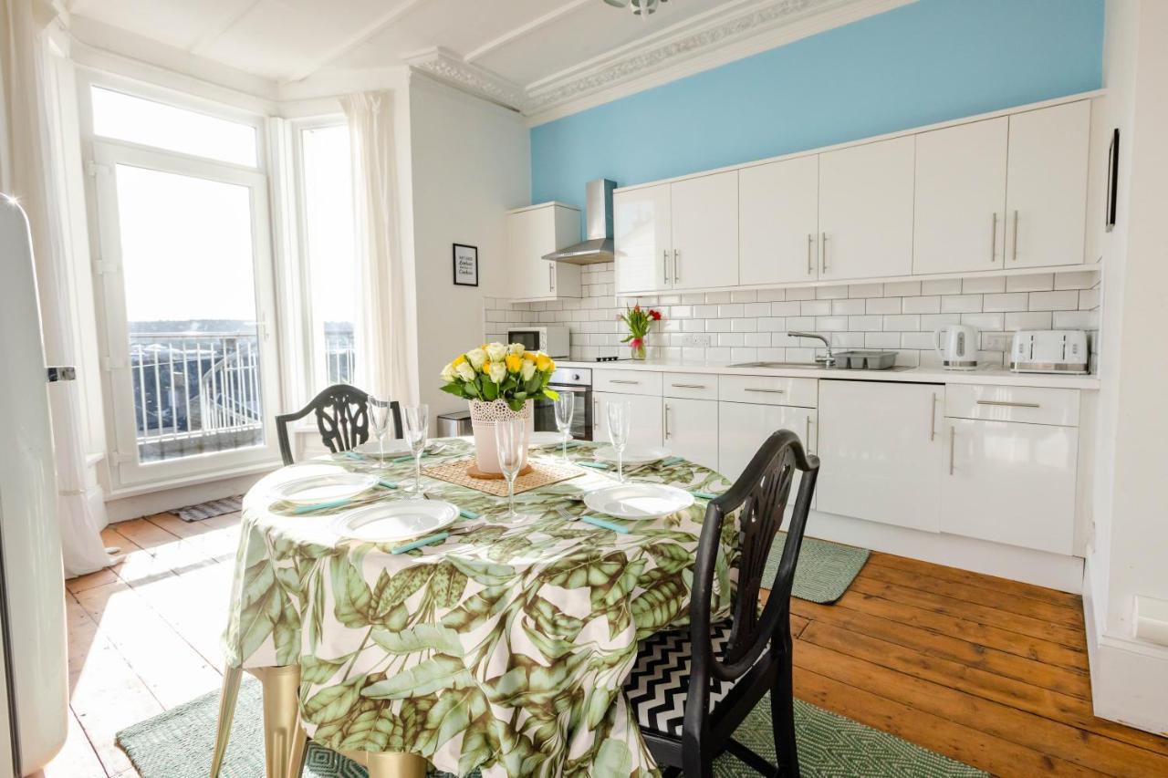 5-Bed House With Distant Sea Views In Plymouth Villa Kültér fotó
